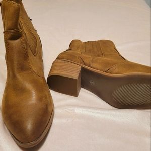 Ankle Booties with Heel